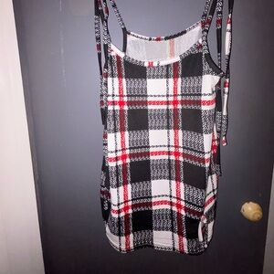 Fitted Sleeveless Camisole